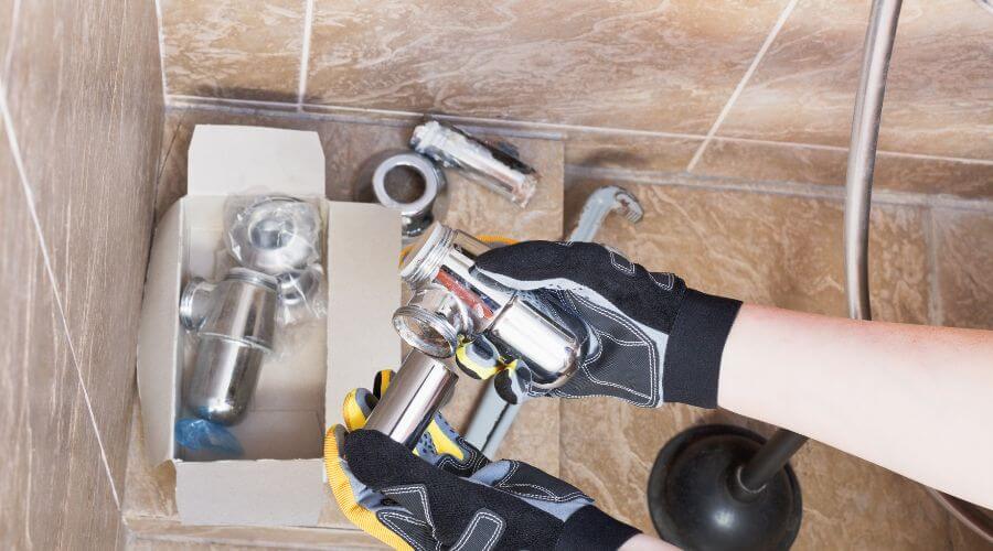 Expert Emergency Roof Repairs services in La Salle, MI