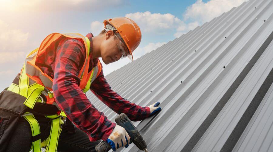 Owens Corning roofing contractor in La Salle, MI